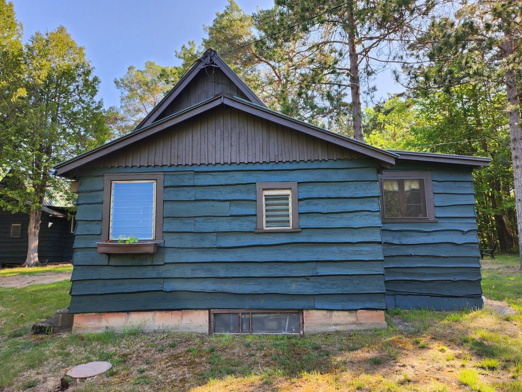 Moreno's Adirondack