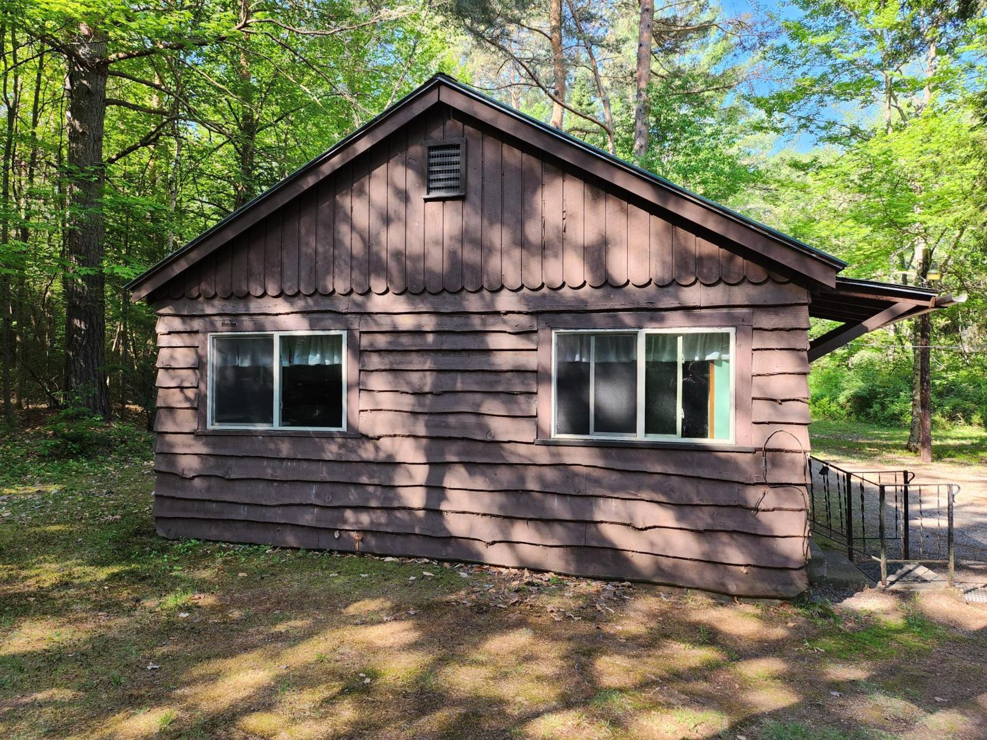 Lodge Moreno's Adirondack *