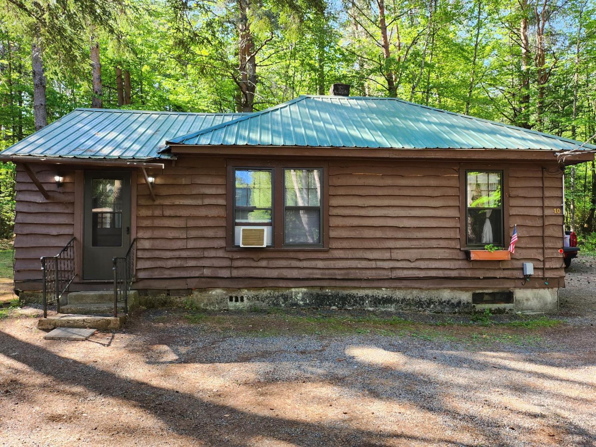 Moreno's Adirondack *