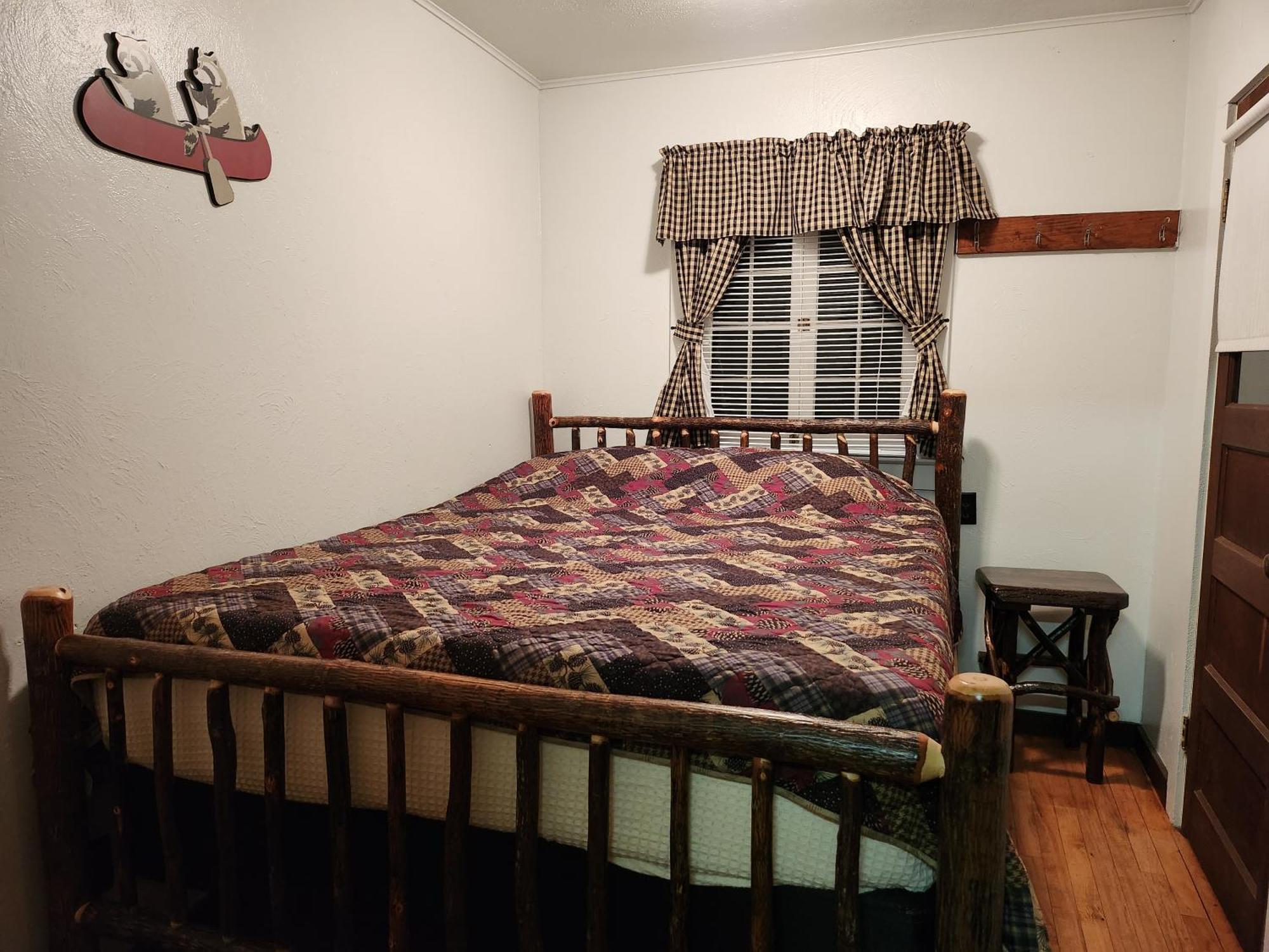 Lodge Moreno's Adirondack *