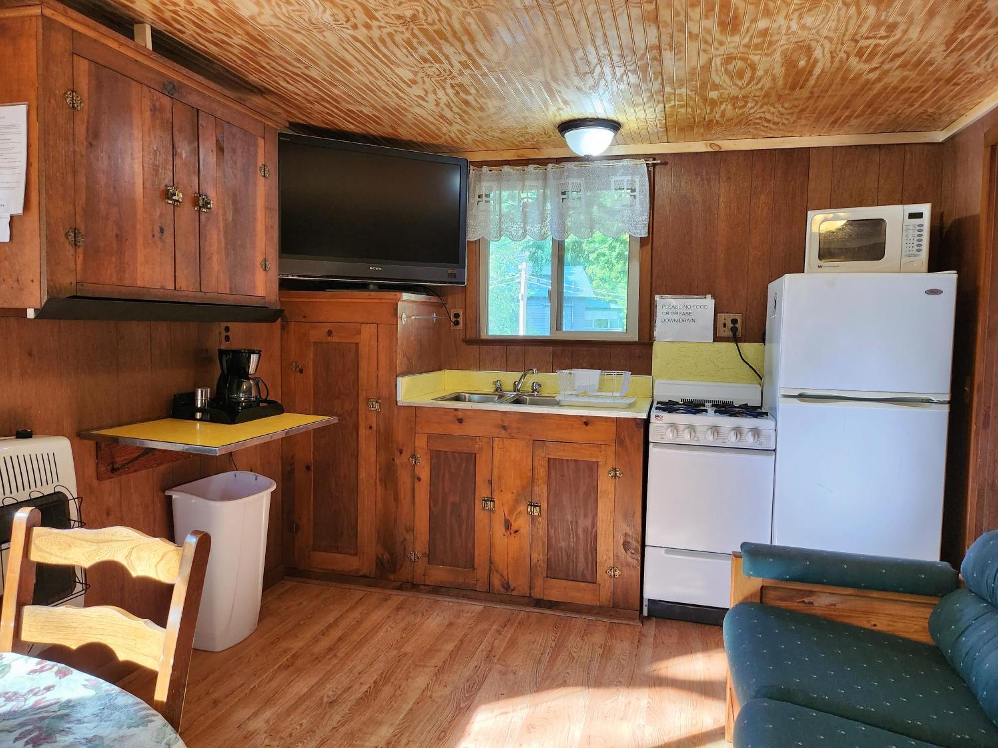Moreno's Adirondack Saranac Lake